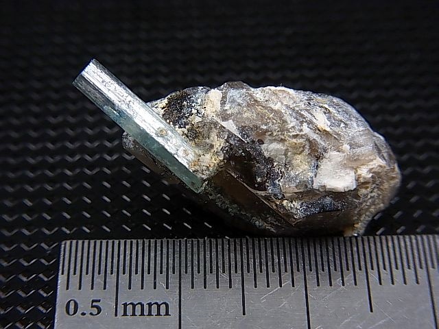 画像: ベトナム・タインホア産アクアマリン付きスモーキー水晶 3.7g