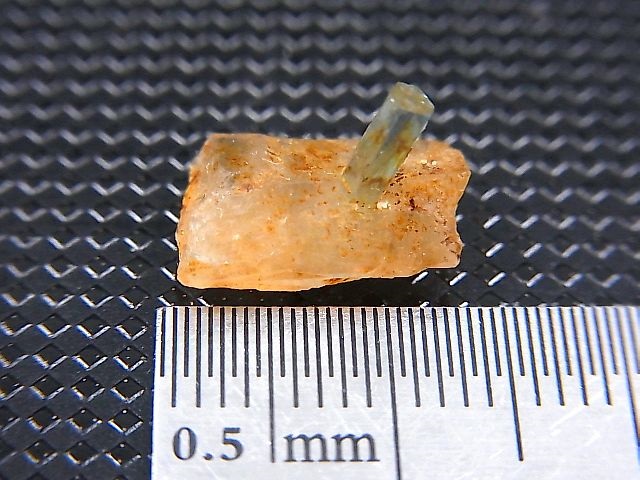画像: ベトナム・タインホア産アクアマリン付きスモーキー水晶 0.7g