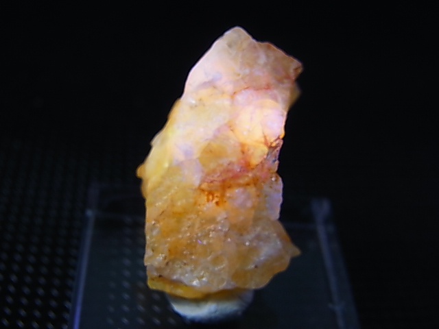 画像: Hokkaidoite北海道然別湖産蛍光オパール原石 3.4g