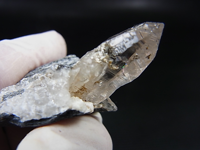 画像: ガネーシュヒマール・ラパ産ウォータークリア水晶ポイント（マイカ付き） 22.3g