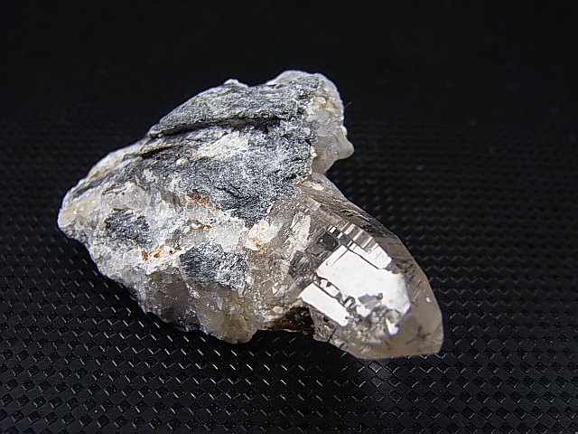 画像: ガネーシュヒマール・ラパ産ウォータークリア水晶ポイント（マイカ付き） 22.3g