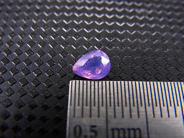 画像: ベトナムLuc Yen産シルキーサファイア・ルース（バイカラー） 0.4カラット