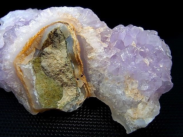 画像: キャビネットサイズ：福島県宝川産アメジスト（紫水晶）オンアゲート 358.9g