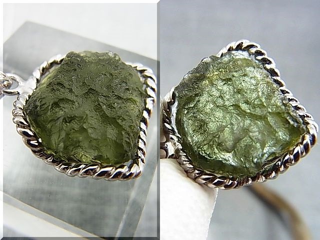 画像: チェコ産モルダバイトSA原石シルバー枠ペンダント（鑑別カード/サービスチェーン付き） 4.2g