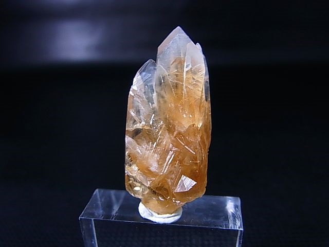 画像: スウェーデン産カルサイトポイント（犬牙/連晶） 5.5g