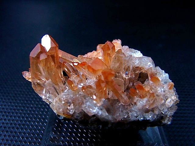 画像2: スウェーデン産ヘマタイト（タンジェリン）水晶クラスター 28.9g