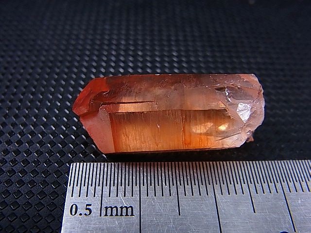 画像: スウェーデン産ヘマタイト（タンジェリン）水晶ポイント 4.9g