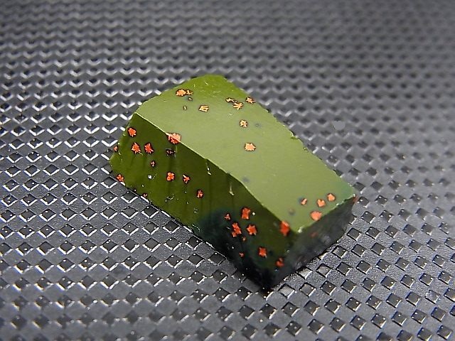 画像: 飯盛ラボストーン（IL-stone）「レアカラー：ブラッドストーン（紅葉石）」ガラス原石 14.3カラット