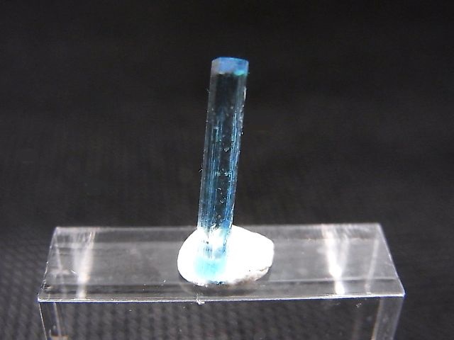 画像: ジェムグレード宝石需要品質：ベトナム産アクアマリン柱状結晶原石 2.1カラット