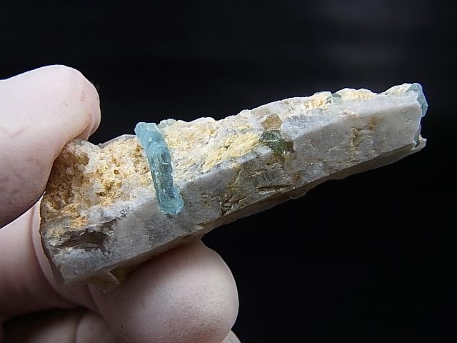 画像: ベトナム・タインホア産アクアマリン付きスモーキー水晶 17.6g