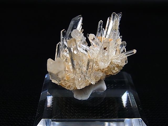 画像: ベトナム・Bac Kan省産ニードル水晶クラスター 12.5g