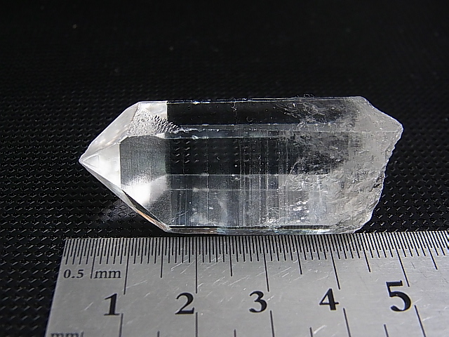 画像: ベトナム・Bac Kan省産クリア水晶ポイント（レコードキーパー付き） 27.5g