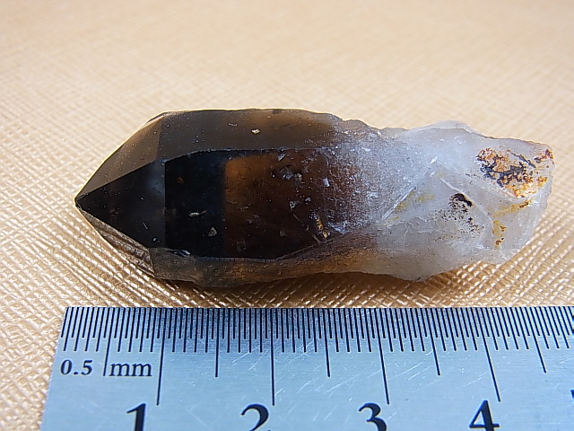 画像: マラウイ・ムランジェ産クリアスモーキー水晶（エジリン入り） 15.4g