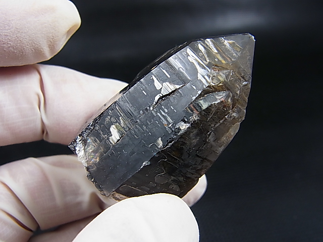 画像: ノルウェー産スモーキークオーツ（ケアンゴーム）原石 38.5g