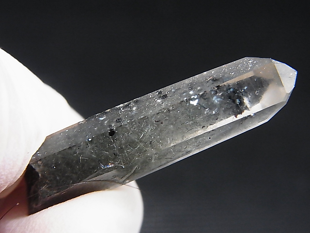 画像: ノルウェー産水晶ポイント（アクチノライト/ヘマタイト入り）3.6g