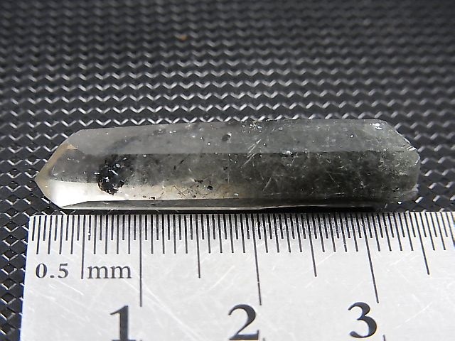 画像: ノルウェー産水晶ポイント（アクチノライト/ヘマタイト入り）3.6g