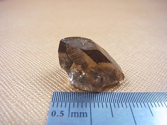 画像: ガウリシャンカール・スモーキークオーツ 3.7g