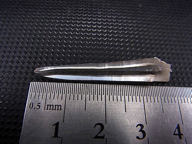 画像: 山梨県水晶峠産ウォータークリア水晶ポイント 1.7g