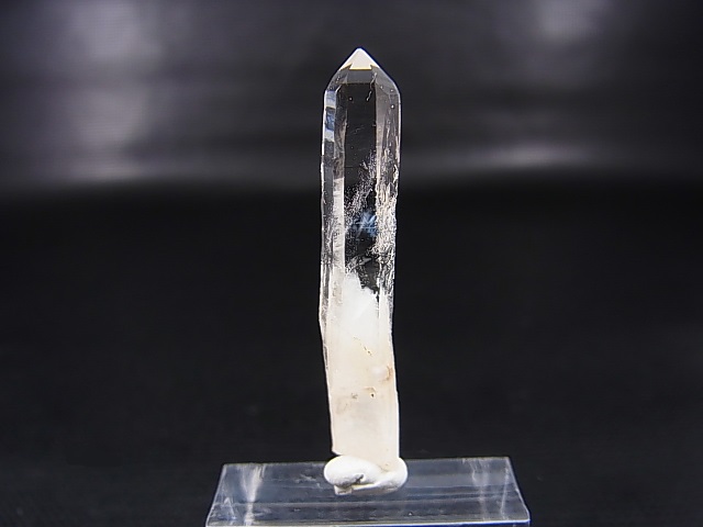 画像1: 山梨県水晶峠産ウォータークリア水晶ポイント（ブルーミスト/ファントム） 2.4g