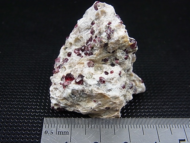 画像: スウェーデン産スペサルティンガーネット 45.0g