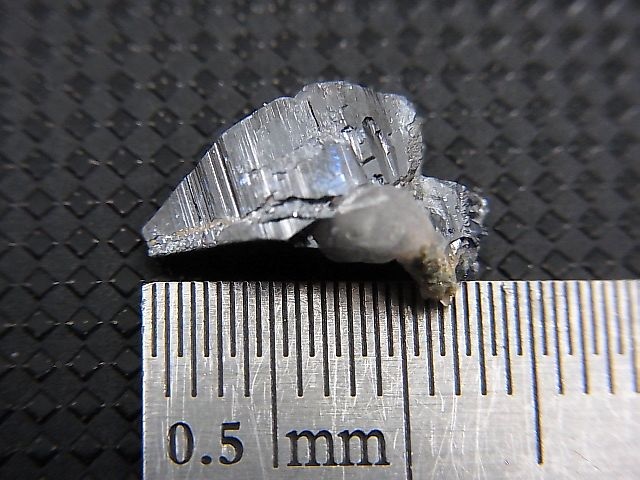 画像: ノルウェー産アナテース原石結晶（ブルー照射） 0.9g