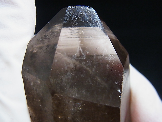 画像: ベトナム・Bac Kan省産クリアスモーキー水晶ポイント（レコードキーパー付き） 178.7g