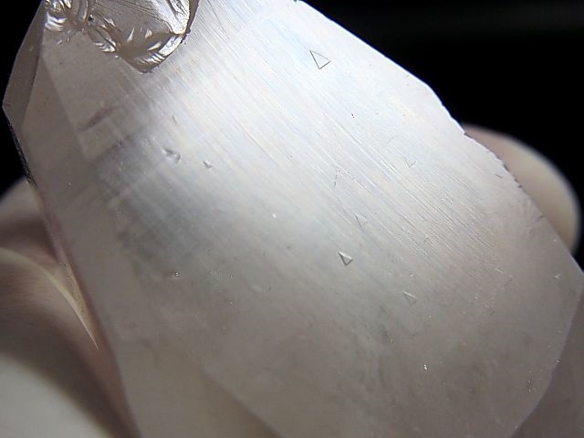 画像: ベトナム・Bac Kan省産クリア水晶ポイント（レコードキーパー付き） 118.8g