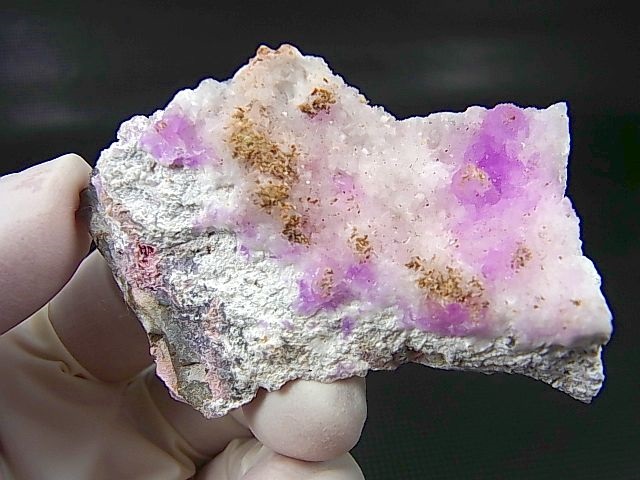 画像1: 雲南省産ピンクアラゴナイト原石 31.8g