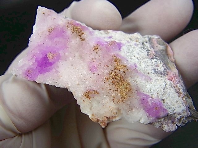 画像2: 雲南省産ピンクアラゴナイト原石 31.8g