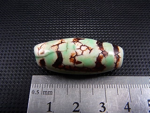 画像: ヴィンテージ：「雪域天珠：老緑色大鵬鳥」西蔵（チベット）天珠 直径約14.5×36.5mm