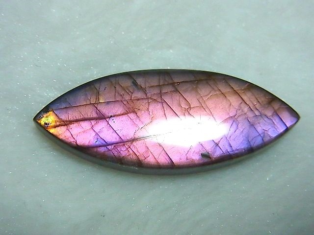 画像: レアカラー：ピンク/パープルシラーラブラドライト研磨タンブル 7.2g