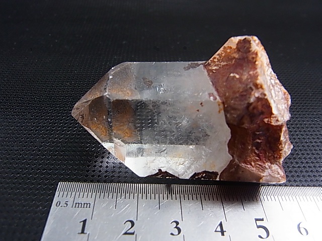 画像: ベトナム・Bac Kan省産クリア水晶ポイント（レコードキーパー付き） 71.3g