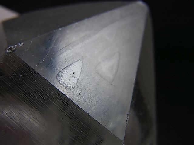 画像: ベトナム・Bac Kan省産クリア水晶ポイント（レコードキーパー付き） 218.1g