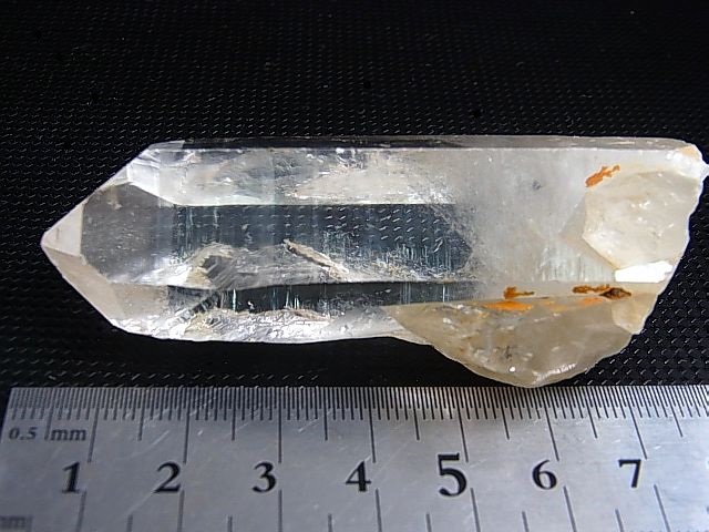 画像: ベトナム・Bac Kan省産クリア水晶ポイント（レコードキーパー付き） 179.3g