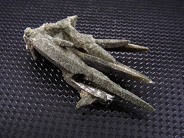 画像2: ガネーシュヒマール・ラスワ産ニードルソリューション水晶 4.3g