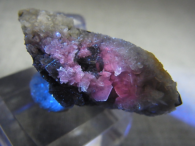 画像: シャンファーリン（香花嶺）産フローライト付きスモーキー水晶原石（インターフェレンス） 12.9g