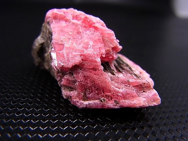 画像: アルゼンチン産ロードクロサイト原石 13.8g