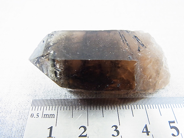 画像: マラウイ・ムランジェ産クリアスモーキー水晶（エジリン入り） 34.0g
