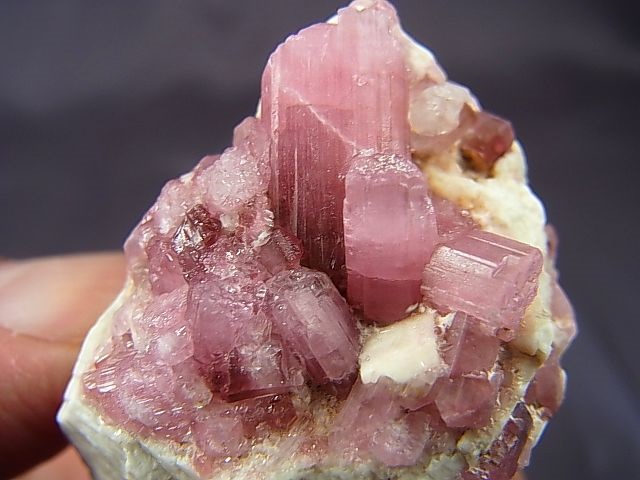 画像: ミャンマー産ピンクトルマリン結晶クラスター 34.0g