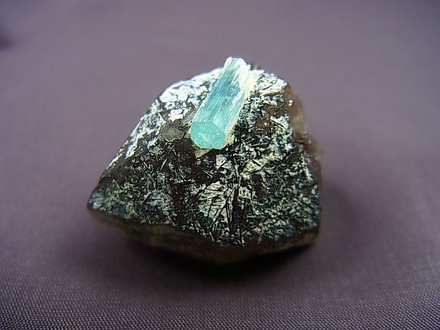 画像: ベトナム・タインホア産アクアマリン付きスモーキー水晶 15.4g