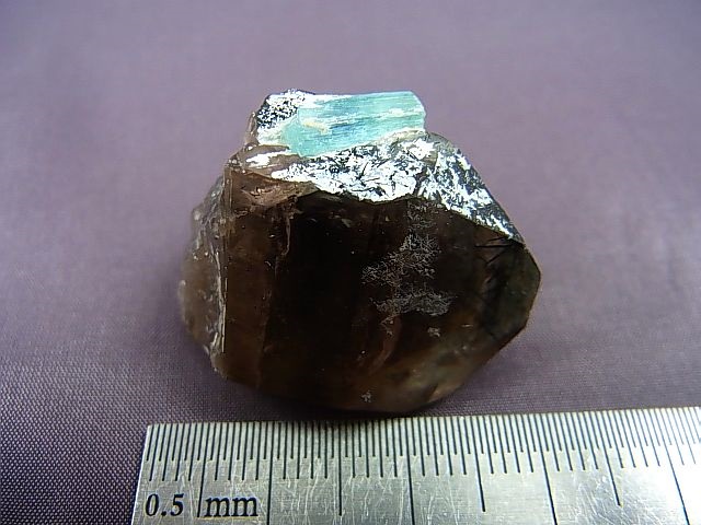 画像: ベトナム・タインホア産アクアマリン付きスモーキー水晶 15.4g