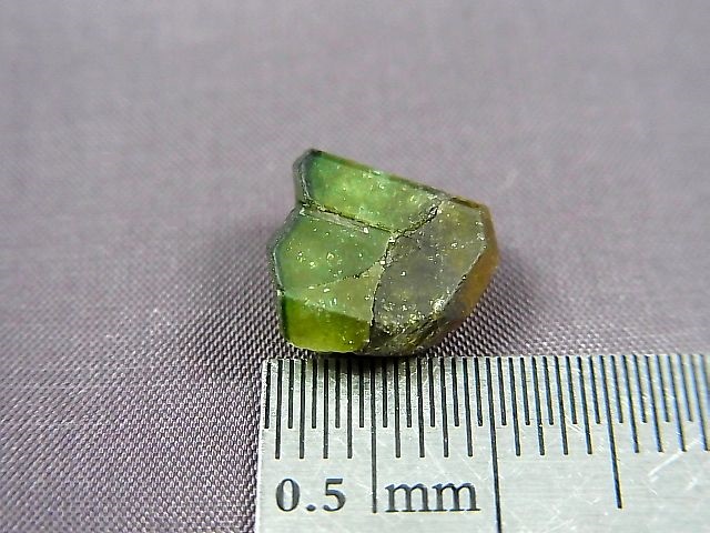 画像: ベトナムMinh Tien産グリーントルマリン結晶原石 4.1カラット