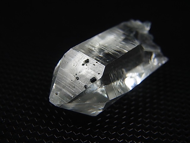 画像: インド・マニハール産ウォータークリア水晶（ブルッカイト着き） 9.7g