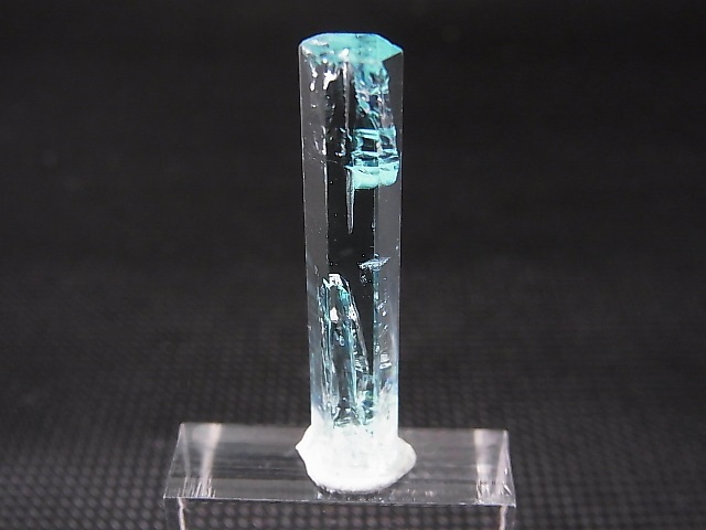 画像2: ジェムグレード宝石需要品質：ベトナム産アクアマリン柱状結晶原石（レインボー入り） 16.4カラット