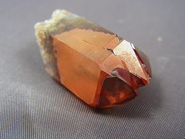 画像: 南アフリカ・オレンジリバー産レッドヘマタイト水晶（ツインポイント） 5.2g
