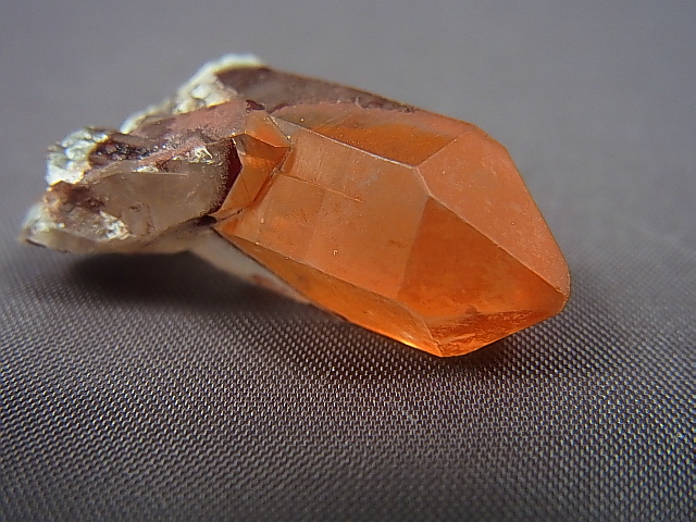 画像: 南アフリカ・オレンジリバー産レッドヘマタイト水晶 2.8g