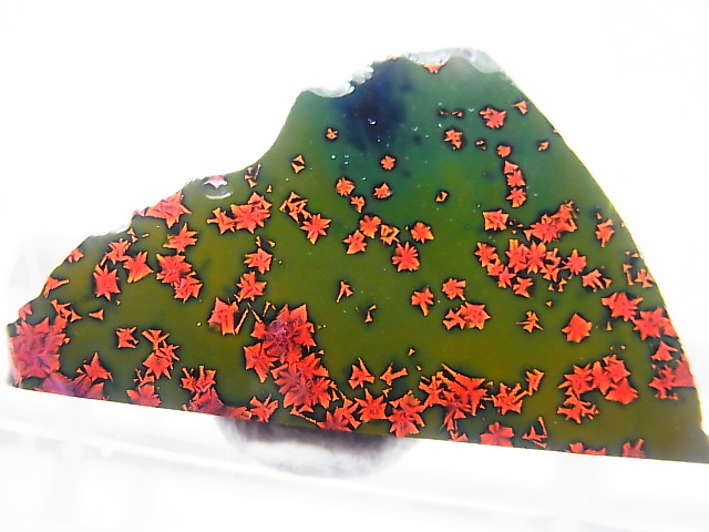 画像: 飯盛ラボストーン（IL-stone）「レアカラー：ブラッドストーン（紅葉石）」ガラス原石（片面研磨） 17.2カラット
