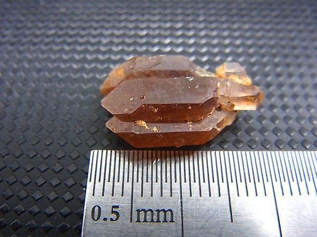 画像: マダガスカル産セプタークオーツ（シトリンカラー） 1.7g