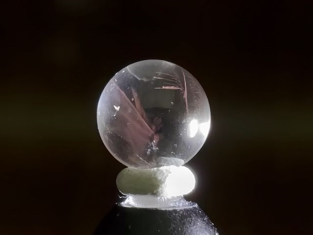 画像: マダガスカル産ピンクエンジェルラダー水晶丸玉 8mm