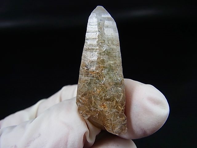 画像: 山梨県水晶峠産トレモライト入り水晶ポイント 8.9g